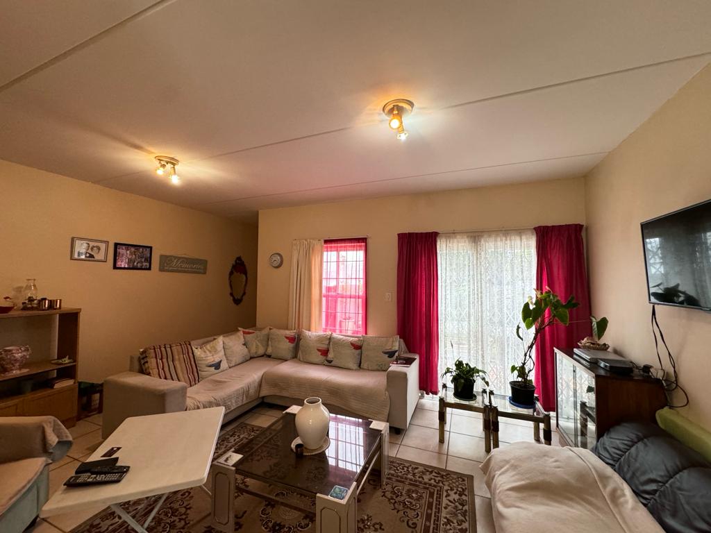 2 Bedroom Property for Sale in Milnerton Central Western Cape